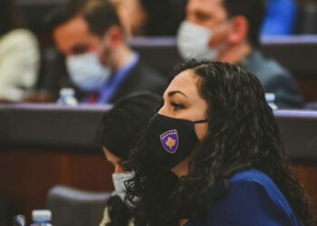 Vjosa Osmani u zgjodh presidente/ DW: Merr fund drama politike në Kosovë