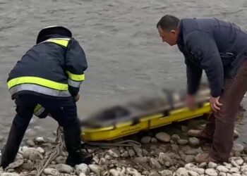 Identifikohet i riu që u gjet i mbytur buzë Shkumbinit