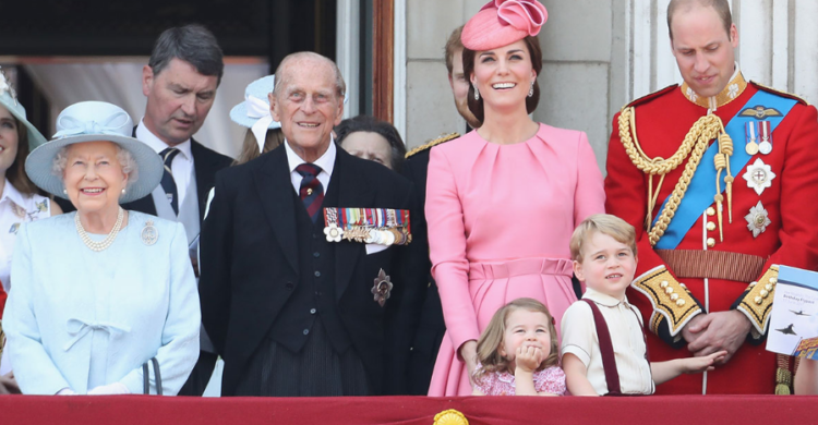 Mbretëresha, urim të veçantë për Kate dhe William në përvjetorin e tyre të martesës