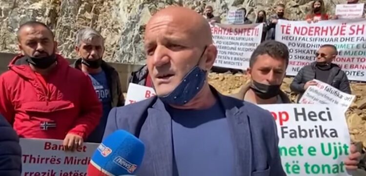 “Po na morën ujin, le të na marrin edhe shpirtin”/ Banorët në Fan të Mirditës protestojnë kundër HEC-it