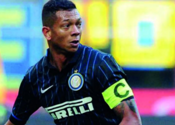 Arrestohet pasi sulmoi familjarët, klubi i del në mbrojtje ish-kapitenit të Interit