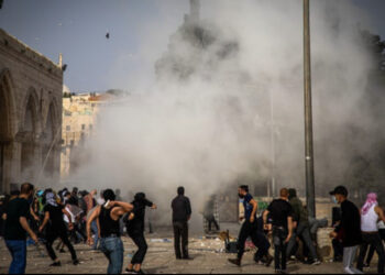 Izraeli nuk ndalet, nis të shtëna paralajmëruese në kufirin libanez