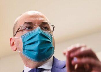 Ukraina shkarkon ministrin e tretë të shëndetësisë, shkak pandemia