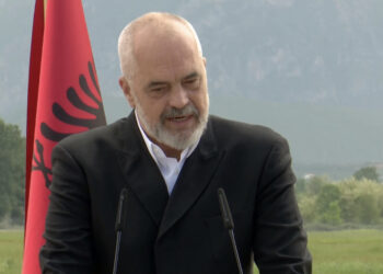 Rama jep lajmin: 600 mijë vaksinime kundër Covid në Shqipëri