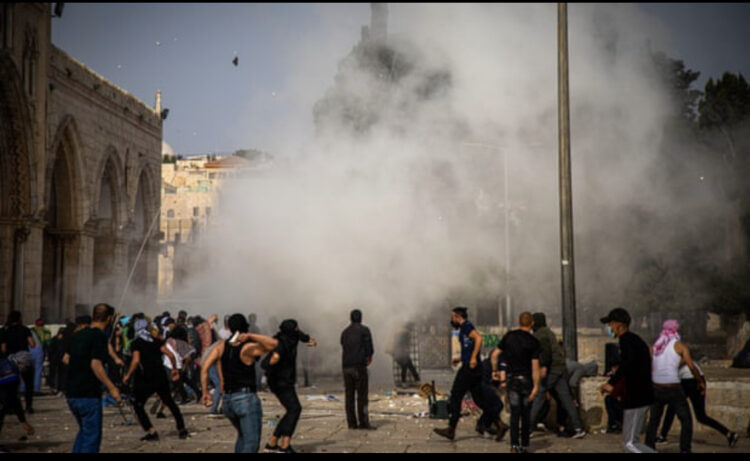 Përgjaket Gaza! 24 palestinezë të vdekur, nuk kursehen gratë dhe fëmijët