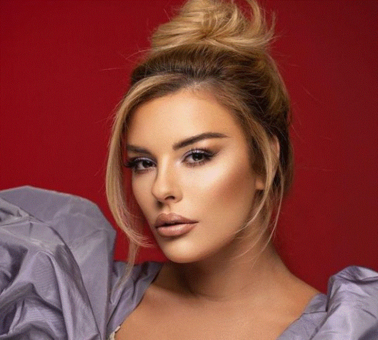 As Anxhela Peristeri nuk i shpëtoi ‘gjykimit’ të anglishtes: Nuk konkurrojmë për gjuhët e huaja