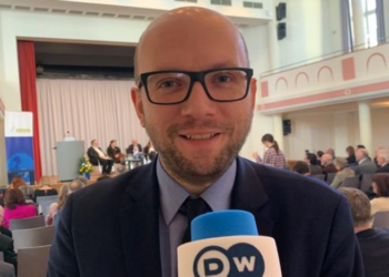 Deputet i Bundestag-ut, Manuel Sarrazin