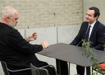 Kurti zbulon takimin me Ramën në Bruksel: Folëm pa protokoll