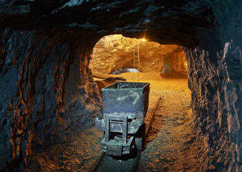 Lajmi i Fundit/ Shpërthim në një minierë në Bulqizë. Një minator niset me helikopter drejt Tiranës