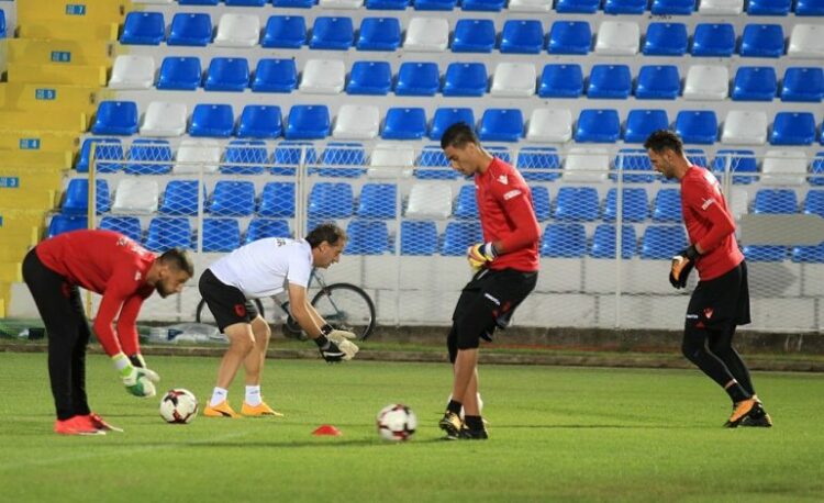 Pritet të ndryshojë skuadër në verë, portieri i Kombëtares drejt Interit