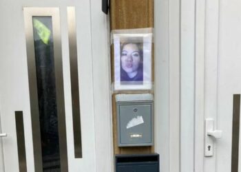 E rëndë në Francë/ Shqiptari masakron me thikë të dashurën e tij në sy të vajzës 4-vjeçare