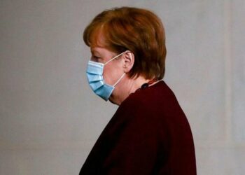 Kancelarja gjermane, Angela Merkel kombinon vaksinat anti Covid/ Pas Astra Zeneca-s merr Moderna-n