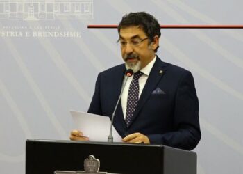 LAJMI I FUNDIT/ Çuçi paralajmëron: Brenda javës do të ketë ndryshime në Policinë e Shtetit