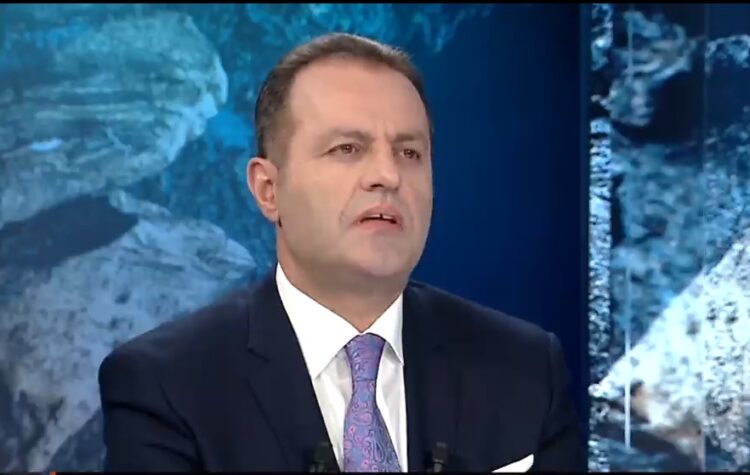 Flet Adriatik Llalla: Dënimi im u mor jashtë sallës së gjyqit për tekat e dikujt tjetër