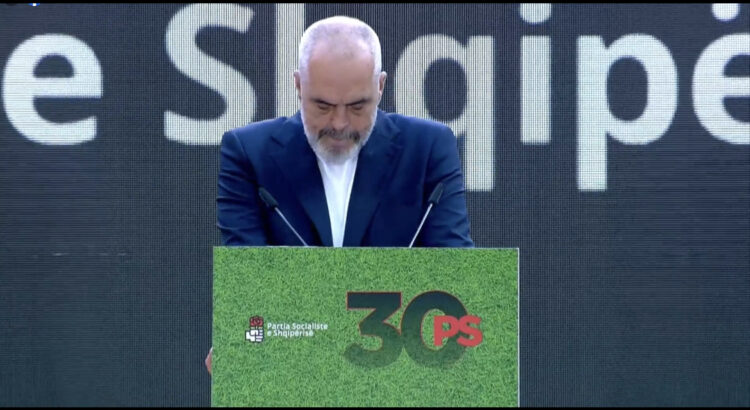 Ruçi largohet nga politika! Rama i PREKUR: M’u prenë krahët