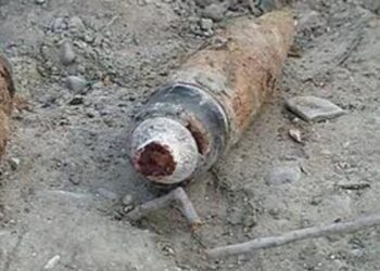 Po kryheshin punime në shtratin e lumit ‘Gjanica’, zbulohen predhat e Luftës së Dytë Botërore shumë pranë banesave