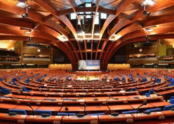 Raporti i KiE për zgjedhjet: Shqetësuese blerja e votave, u përdor administrata