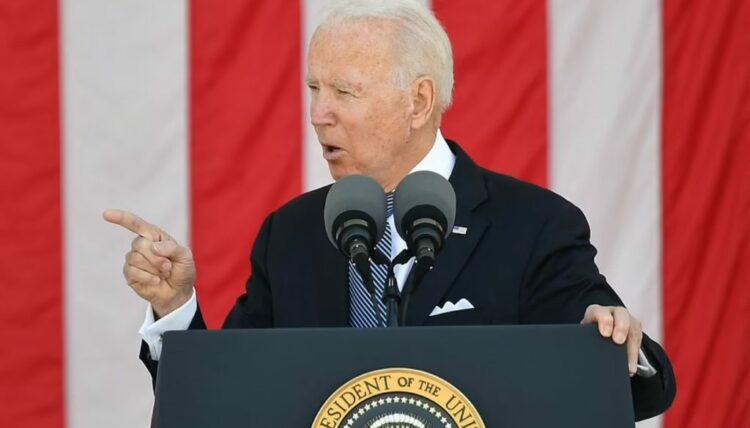 Biden në Ditën e të Rënëve: Demokracia në rrezik në mbarë botën