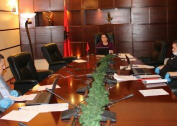 Sfilatë në Gjykatë për TikTok, KLGJ fut në rend dite çështjen e gjyqtares Enkeleda Kapedani