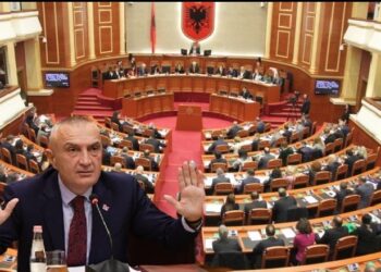 VOA: Parlamenti diskuton për shkarkimin e Presidentit Meta, fjalën e fundit Kushtetuesja