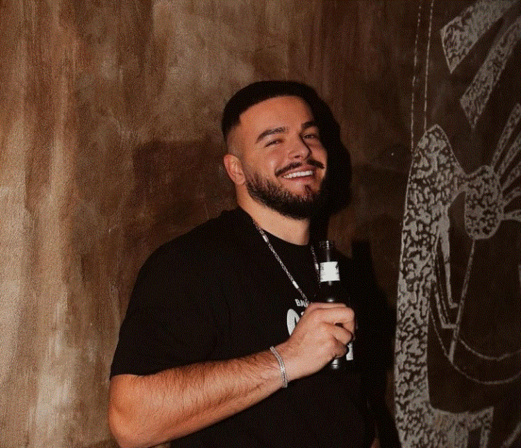 Fation Kuqari bëhet pjesë e ekranit, ja ku do e shohim së shpejti ish-konkurrentin e “Për’puthen”