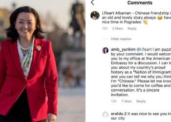 E quajti ‘kineze’ në Instagram, Yuri Kim replikon me ndjekësin dhe e fton për kafe në Ambasadën e SHBA