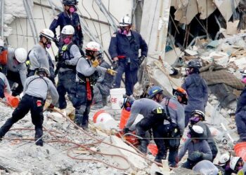 Shkon në 90 numri i viktimave nga rrëzimi i ndërtesës në Miami, shuhen shpresat për të gjetur të mbijetuar