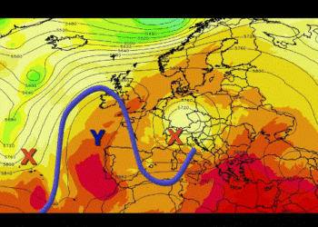 Paralajmërojnë sinoptikanët: Po vjen “Liqeni i ftohtë”. Rrebeshet e shiut që kanë pushtuar Europën
