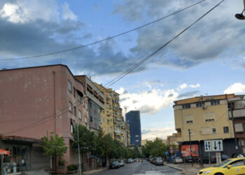 Shi dhe breshër, Shqipëria goditet nga “liqeni i ftohtë”, surpriza gjatë ditës