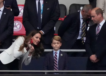 Anglia shënoi gol në minutën e tretë, por reagimi i Princit George mori më shumë vëmendje