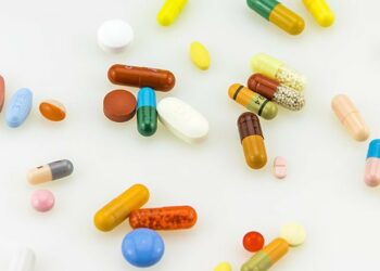 E vetmja vitaminë që duhet ta marrësh çdo natë para gjumit, nëse do të biesh nga pesha