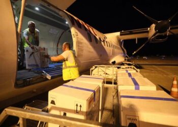 Mbërrijnë 32 mijë vaksina antiCOVID në vendin tonë, 8 mijë prej tyre të financuara nga delegacioni i BE