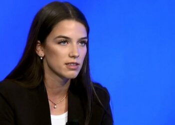 Njihuni me studenten 21-vjeçare që garon për deputete në Gjermani: Dua të jem shqiptarja e parë në Bundestag