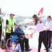 Ulet avioni i parë në Kukës, Rama publikon fotot: Me këmbë të mbarë