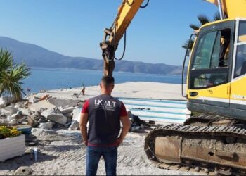 Arrestohet punonjësi i IKMT-së, lejoi ndërtimin e objekteve pa leje