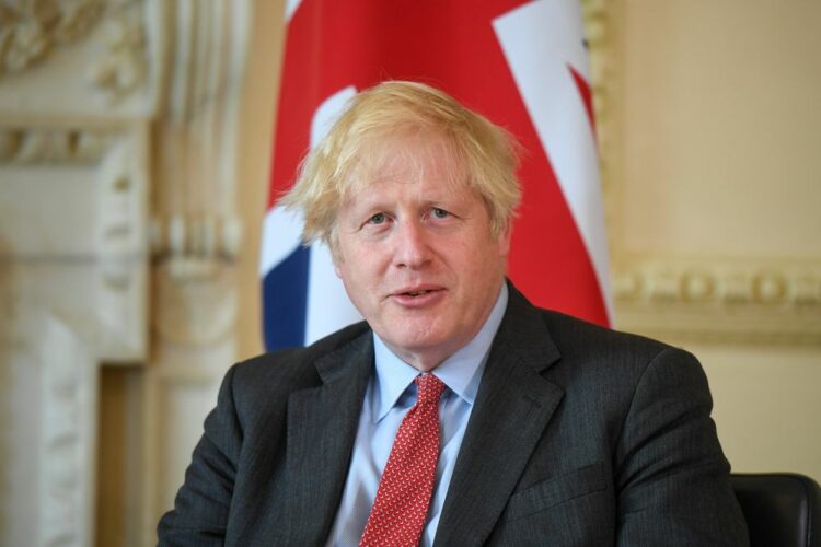 Britania liron masat kundër COVID-it pas 19 korrikut, Johnson prezanton lehtësimet e reja