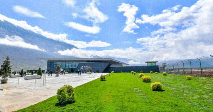 Nisin fluturimet nga aeroporti i Kukësit, Rama: Hapet porta e dytë e qiellit të Shqipërisë