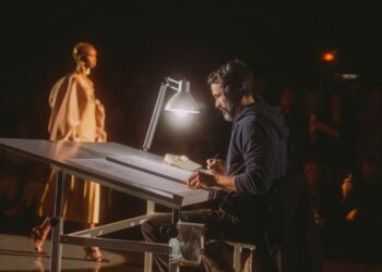 Stilisti i ri amerikan krijon modën surrealiste për epokën moderne