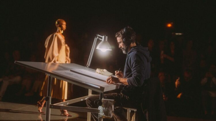 Stilisti i ri amerikan krijon modën surrealiste për epokën moderne