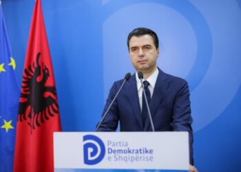 Mbledhja e Ramës me ministrat, Basha: Më në fund pranoi se qeveria e tij e ka zhytur vendin në korrupsion