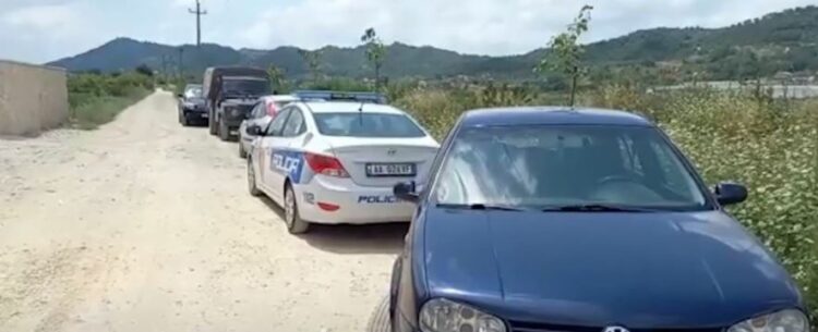 Vrau gruan me thikë e më pas plagosi rëndë veten, çifti jetonte prej vitesh në Tiranë (Detaje)
