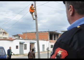 Shpërdoroi detyrën duke vjedhur energjinë, arrestohet punonjësi i OSHEE në Tepelenë