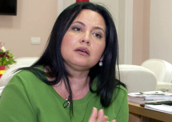 “Paguaj se të fus në punë në DAP”/ Përgjimet që fundosën zv.ministren e Brendshme