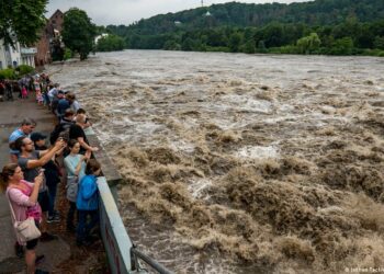 Mbi 100 të vdekur nga përmbytjet në Gjermani/ Disa qarqe shpallin gjendjen e katastrofës