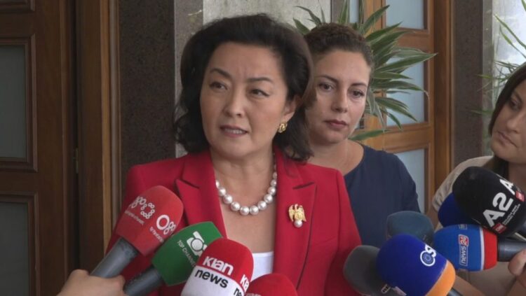 Kim: Numri i afganëve që do të vijnë në Shqipëri nuk është vendosur ende, situata ndryshon nga momenti në moment