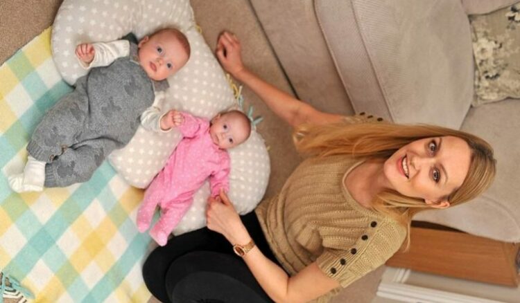 Kjo grua ka mbetur shtatzënë dy herë brenda një muaj, mjekët japin shpjegime si ndodh kjo gje