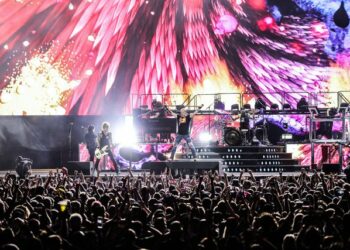 Grupi legjendar publikon një këngë të re, 13 vite pas albumit të fundit