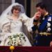 Kjo copë nga torta e dasmës së Princit Charles dhe Lady Diana-s shitet në ankand. Gjejeni për sa?