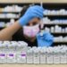 Studimi i ri tregon sa efektivitet kanë vaksinat Pfizer dhe AstraZeneca pas disa muajsh
