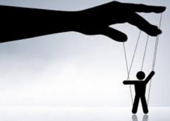 Pesë shenja të manipulimit psikologjik: bëni kujdes